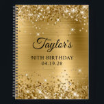 Glittery Gold Foil 90th Birthday Guest Notizbuch<br><div class="desc">Erstellen Sie Ihr eigenes Gästebuchdesign aus dem 90. Geburtstag in einem leeren Notebook. Girly Imitate funkelnd Gold Glitzer auf der Oberseite und unten Rand, über einem Imitat golden gebürstet Metall Stil glänzende Folie. Passen Sie die Stile des Schriftartes an, um Ihr eigenes Gästebuch zu kreieren. Eine klassische, elegante Kalligraphie gepaart...</div>