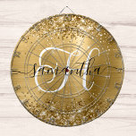 Glittery Gold Glam Monogram Dartscheibe<br><div class="desc">Erstellen Sie Ihr eigenes personalisiertes Monogramm-Dartboard für sie. Passen Sie das Schwarz-Weiß-Dekormonogramm mit elegantem Kalligraphiedesign im Signaturstil an. Der Schriftstil von Monogramm ist so dekorativ, dass er für einige Buchstaben zentriert werden muss. Dieser moderne Schriftart im Stil einer Unterkunft mit wunderschönen Schluchten. Der Glam-Hintergrund ist mit einer goldgelben und goldgelben...</div>