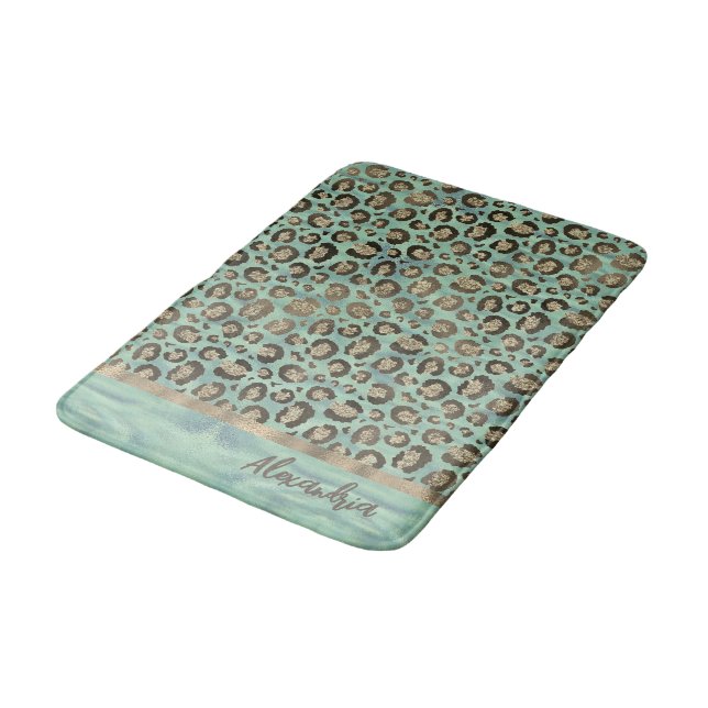 Glittery Leopard Print on Glossy Green Badematte (Schrägansicht)