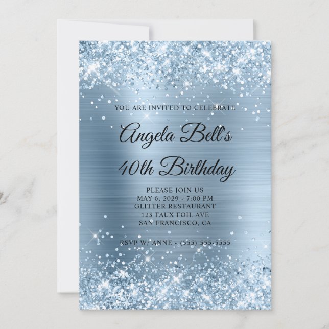 Glittery Light Blue Foil Monogram 40. Geburtstag Einladung (Vorderseite)
