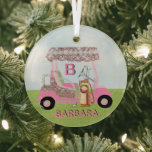 Glitz Glam Christmas Golf Clubs Name Ornament Aus Glas<br><div class="desc">Ein kleiner Glanz und Glanz für diesen Golfwagen - Rose pink - geschmackvoll gemacht - bereit zum Laufen - Weihnachts-Glass-Ornament - Das ist ein tolles Geschenk für alle Golfliebhaber - lustig / attraktiv / einzigartig. Personalisieren Sie es mit Ihren Initialen/Monogramm und Namen. Wenn Sie Fragen zum Design oder eine spezielle...</div>