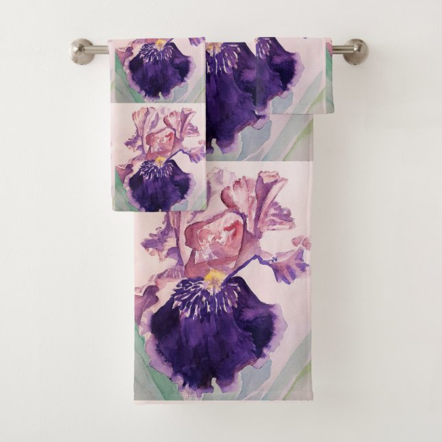 Glorieux violet Iris fleurs Aquarelle Serviette (En situation)