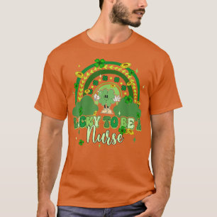 Glück, ein Krankenwagen Retro Groovy Rainbow St Pa T-Shirt