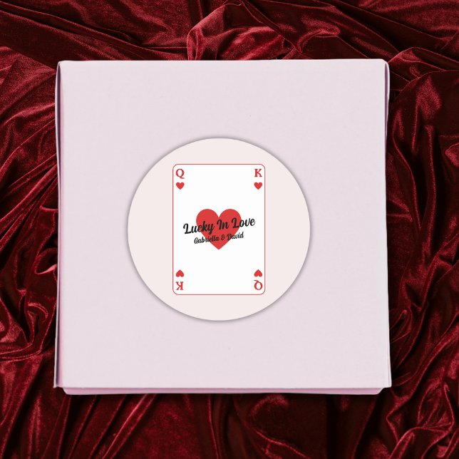 Glück in der Liebe Herzkartentournschuhe Dusche Runder Aufkleber (Lucky In Love Heart Playing Card Couples Shower Classic Round Sticker)