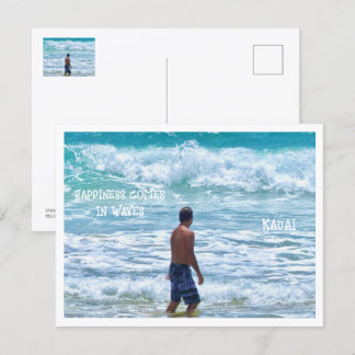 Glück kommt in Wellen/Mann, Ozeanwellen, Kauai Postkarte
