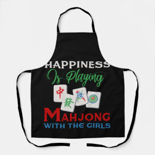 Glück spielt Mahjong mit den Mädchen Schürze