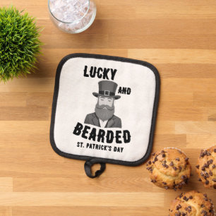 Glücklich und bärtige St. Patrick's Day Leprechaun Topflappen