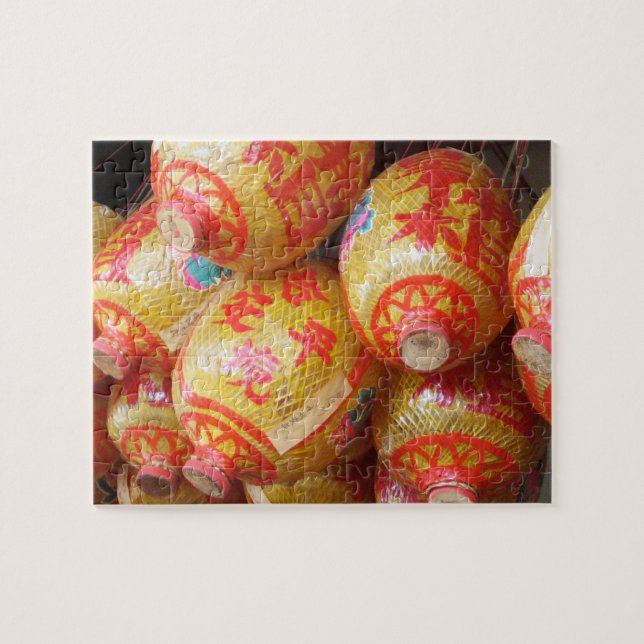 Glückliche chinesische Papierlaternen (Horizontal)