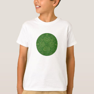 Glückliche Harmonie: keltisches vierblättriges Man T-Shirt