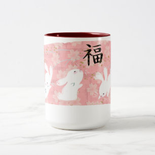 Glückliche Häschenbrushstroke-Tasse (Rosa) Zweifarbige Tasse