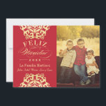 Glückliche Karte des Roten Fotos von Weihnachten<br><div class="desc">Elegant und formal bietet Karte des Fotos des frohen Weihnachtens einen Schmuck von der Schneeflocke dekorativer Suzani und des Texts des Auftrags an,  der sich können,  auf die person stimmen. Farben: rot mit Gold,  das der metall Glanz ein Aussehen des Webens hat.</div>