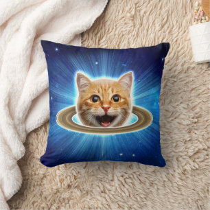 Glückliche Katze im Weltraum. Kissen