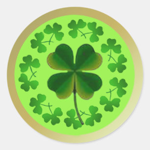 Glückliche Kleeblätter für den St. Patrick's Day Runder Aufkleber