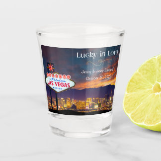 Glückliche Liebe Las Vegas Hochzeitsankündigung Schnapsglas