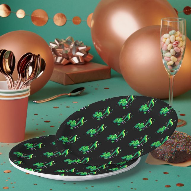 Glückliche Musiknote Pappteller (Multi)