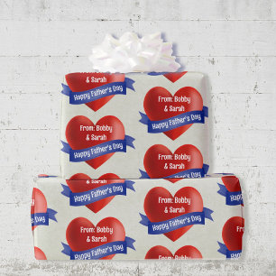 Glückliche Väter fügen dem Kind den Namen Big Red Geschenkpapier