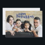 Glücklicher Chanukka-Davidsstern Feiertagskarte<br><div class="desc">Stilvoller und niedlicher glücklicher Chanukka-Davidsstern Feiertags-Foto-Karte ist für Ihre ganze Freunde und Familie diese Ferienzeit perfekt.  Fertigen Sie den Text mit Ihrem Familiennamen und dem Jahr besonders an und lagern Sie das Bild für ein Foto Ihrer Kinder,  des Haustieres oder der ganzen Familie aus.</div>