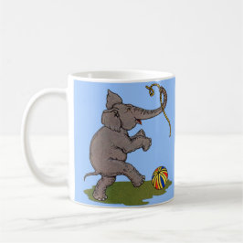 glücklicher Elefant, der mit Seil und Ball spielt Kaffeetasse