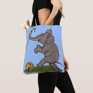 glücklicher Elefant, der mit Seil und Ball spielt Tasche