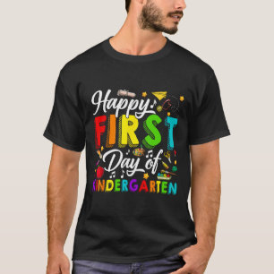 Glücklicher erster Tag im Kindergarten Zurück zur T-Shirt