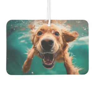 Glücklicher Golden Retriever Schwimmt Unterwasser Autolufterfrischer