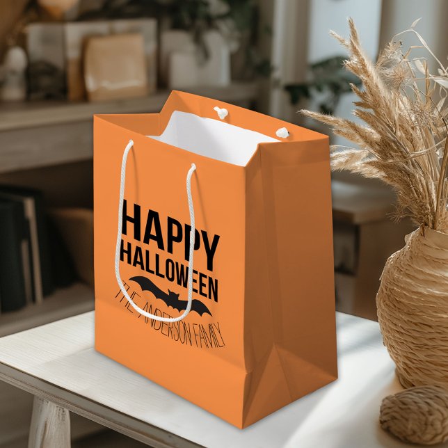Glücklicher Halloween Cartoon Bat mit Namen Mittlere Geschenktüte (Custom Gift Bag)