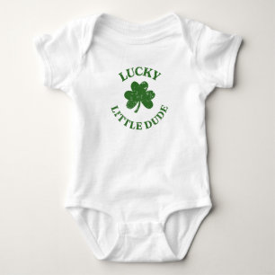 Glücklicher kleiner Typ St. Patrick's Day Baby Strampler