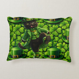 Glücklicher Leprechaun schwarze Katze St. Patrick' Dekokissen