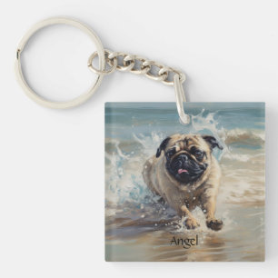 Glücklicher Mops am Strand individuell anpassbar Schlüsselanhänger