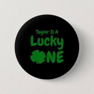 Glücklicher St. Patricks Tag 1. Geburtstag Baby T- Button
