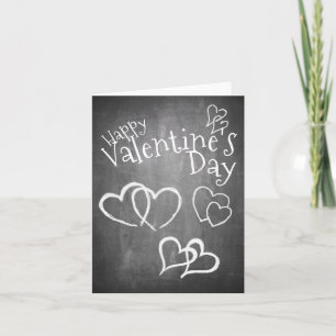 Glücklicher Valentinstag auf einem Kreidebrett Karte