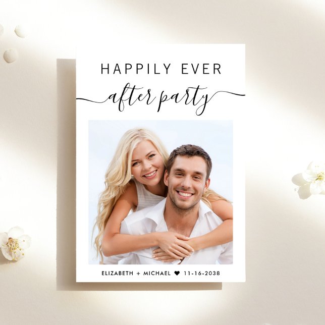 Glücklicherweise immer nach dem Party Foto Hochzei Einladung (A chic Happily Ever After Party Invitation to set the tone for an unforgettable event)