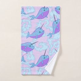 Glückliches Narwhal Muster-Handtuch Handtuch