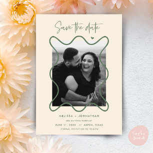 Glückliches Paar: Heiratsankündigung zum Datum spe Save The Date