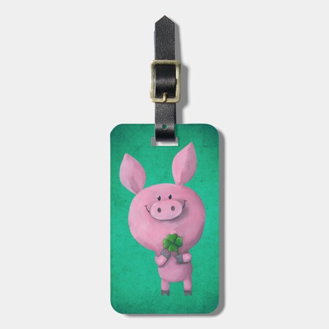 Glückliches Schwein mit glücklichem vierblättriges Gepäckanhänger (Vorderseite vertikal)