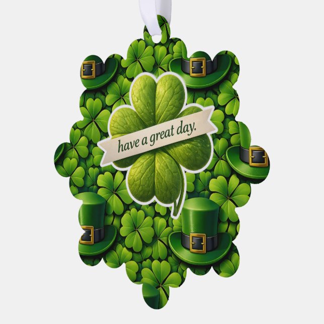 Glückliches vierblättriges Kleeblatt St. Patrick's Ornament Karte (Linke Ecke)