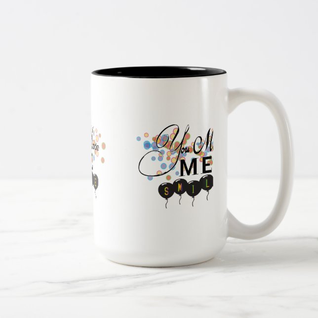Glückliches Zitat mit Ballons - Du hast mich zum L Zweifarbige Tasse (Rechts)