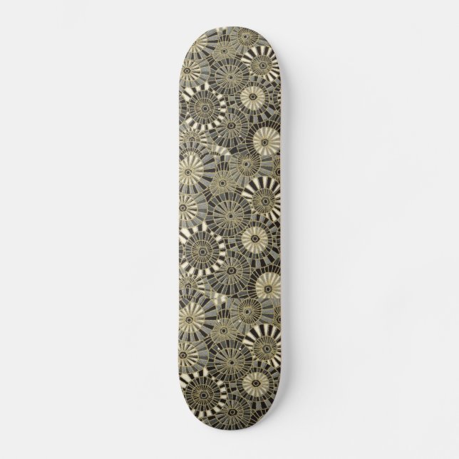 Glückskrane mit japanischem Fanmuster Skateboard (Vorderseite)