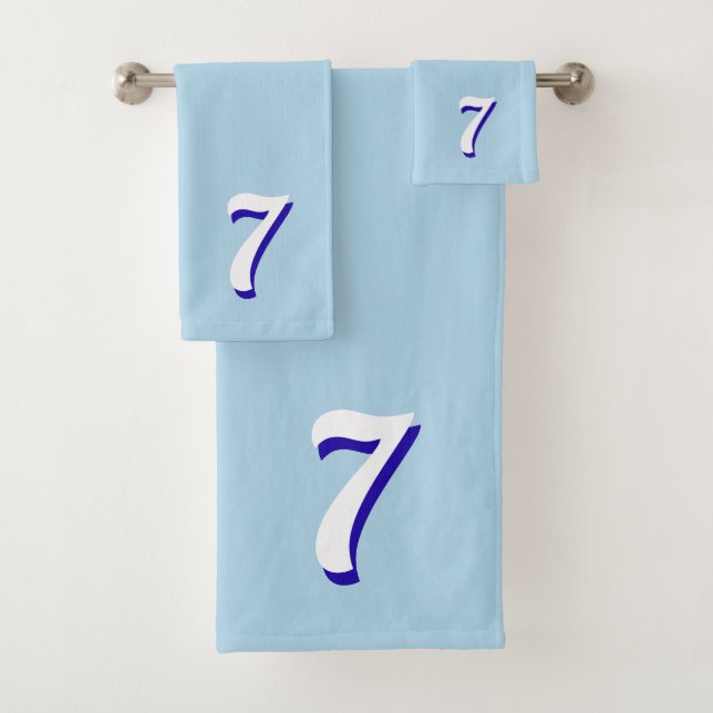Glückszahl Seven auf Sky Blue Badhandtuch Set (Insitu)