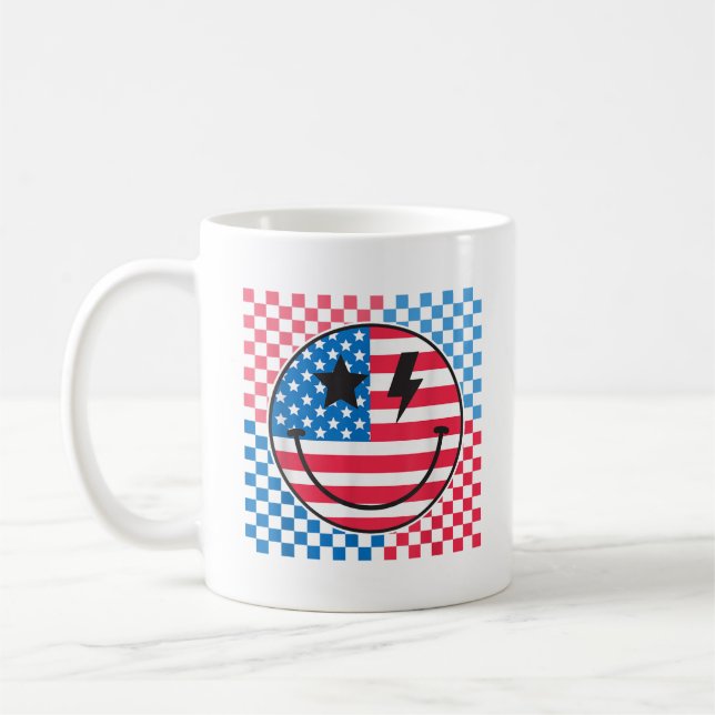 Glückwunsch 4. Juli Groovy Smile Face Red White Bl Kaffeetasse (Links)