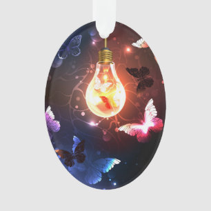Glühbirne mit Nachtschmetterlingen Ornament