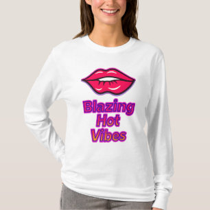 Glühend heiße Vibes Langarm T-Shirt – Trendy Fre