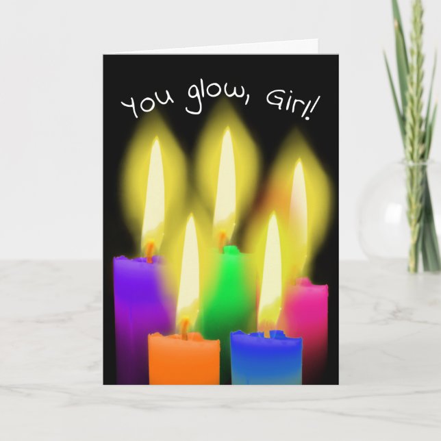 Glühende Birthday Kerzen auf schwarz Karte (Vorderseite)