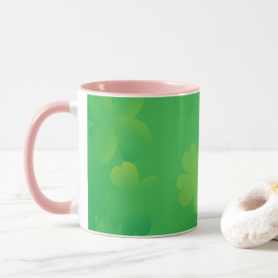 Glühende Kleeblätter Tasse