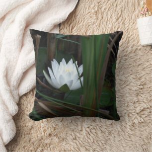 Glühende Lotus-Wasserlilie-Blume Kissen