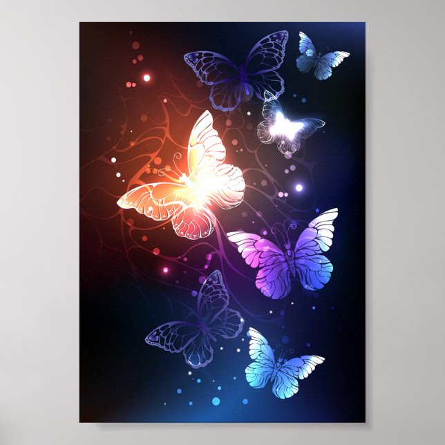 Glühende Nachtschmetterlinge Poster (Vorne)