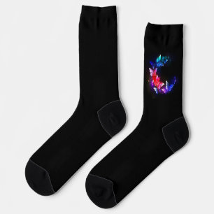 Glühende Neon-Nachtschmetterlinge auf schwarzem Hi Socken