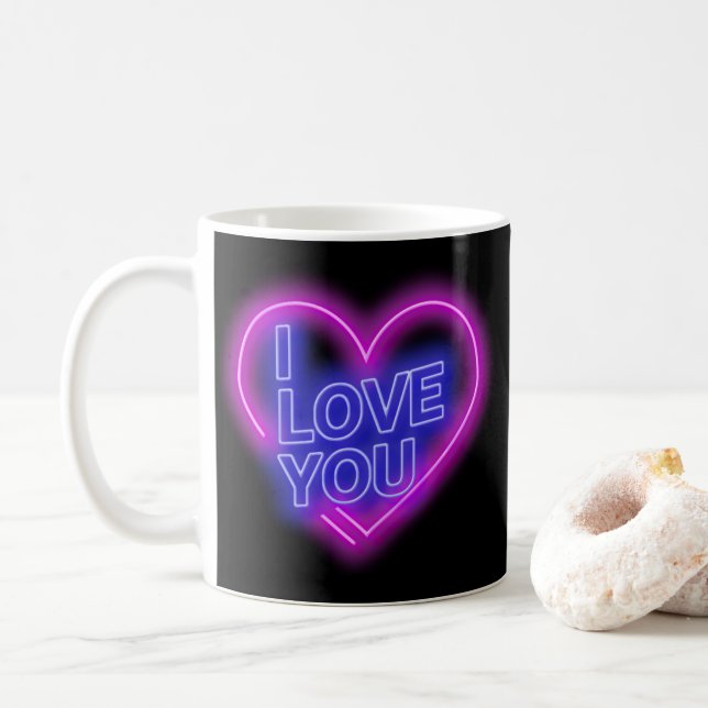 Glühendes Neon Pink Blue Valentines Herz Kaffeetasse (Mit Donut)