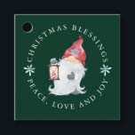 Gnome Christmas Segings Peace Liebe Joy Geschenkanhänger<br><div class="desc">Ein traditionelles Nisse-Gnom bringt Weihnachtssegmente von Frieden, Liebe und Freude. Der gesamte Text kann personalisiert sein, sodass Sie Ihre eigenen Lieblingssegmente hinzufügen können. Der Gnome trägt einen roten Hut mit einem grauen Stern, der seinen Fäustern und Stiefeln entspricht. Er auch als langer Bart, der die meisten von ihm bedeckt. Er...</div>