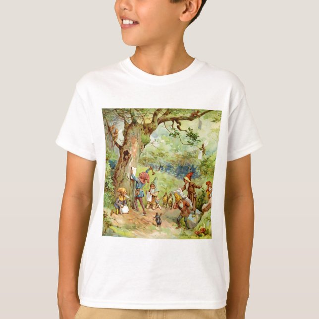 Gnome, Elfen und Fairies im magischen Wald T-Shirt (Vorderseite)